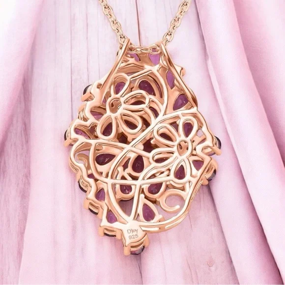Orissa Rhodolite Garnet Floral Pendant Necklace in Rose Gold Over Sterling 7ctw